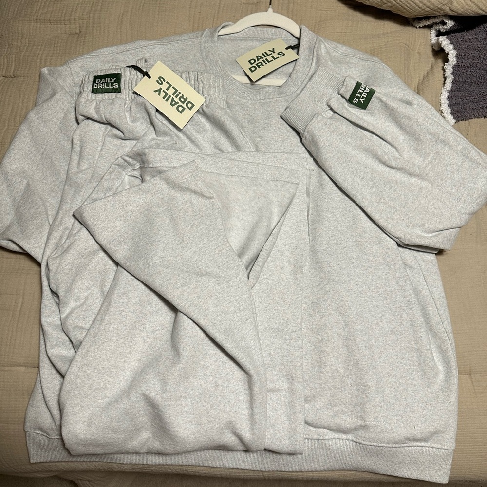 Daily Drills Fleece Crew and Wide leg Sweatpant